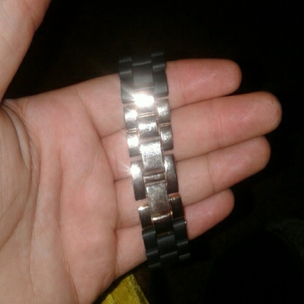Watch - Picture 2 of 2